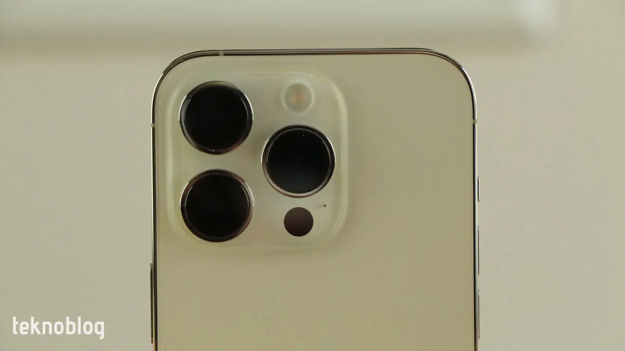 iPhone 15 Ultra, Titanyum Olacak İddiası