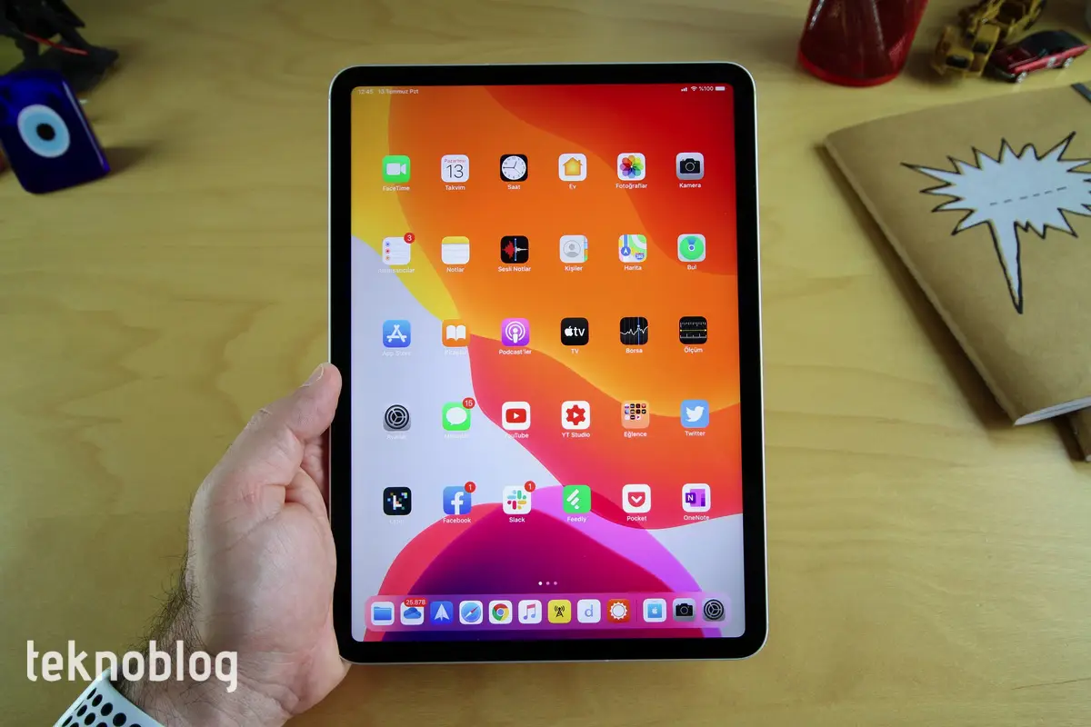OLED iPad Pro modelleri 2024’te çıkabilir