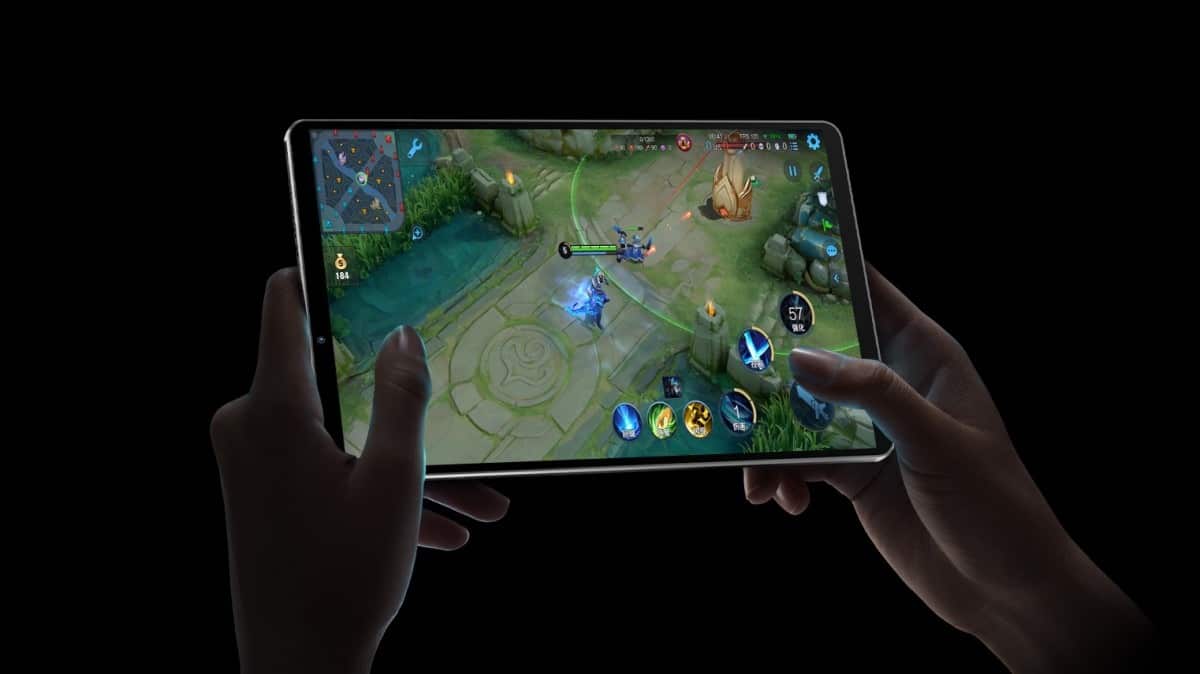 Lenovo Legion Y700 oyun tableti yenileniyor