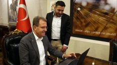 Vahap Seçer Kimdir? Siyasi Kariyeri, Kaç Yaşında ve Nereli Olduğu Hakkında Detaylar